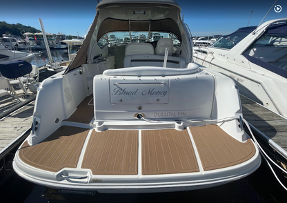 2005 Rinker 342 Fiesta